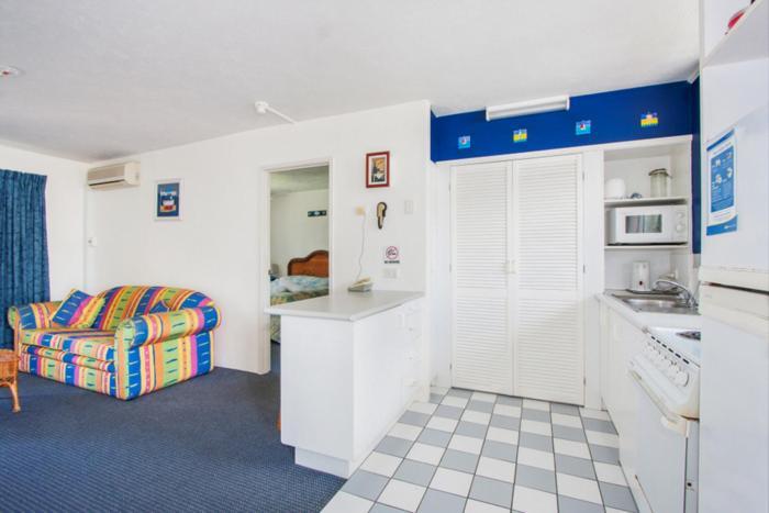 Raffles Royale * Gold Coast