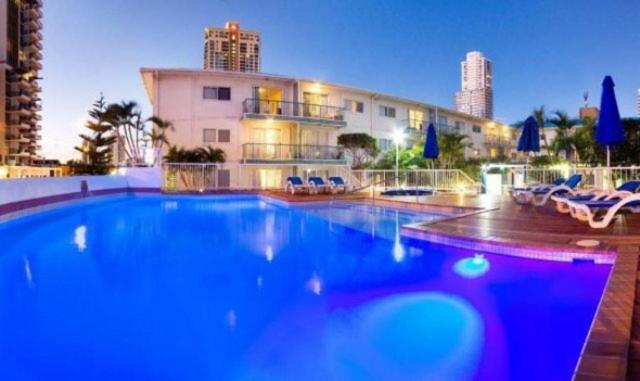 Apartment Raffles Royale *