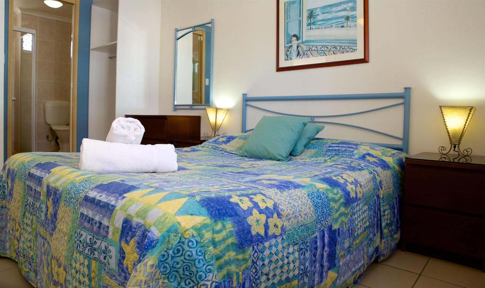 Apartment Raffles Royale